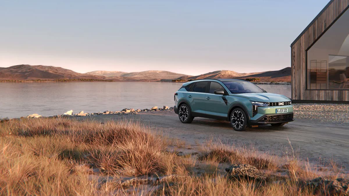 Der neue Dacia Striker am See